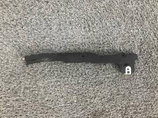 Уплотнитель моторного отсека BMW 7