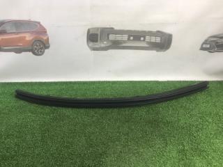 Запчасть накладка стекла задняя левая AUDI Q7