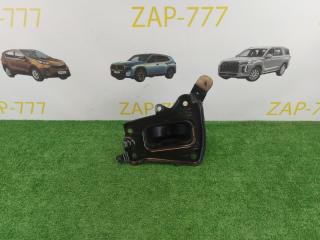 Фото запчасти кронштейн задний правый GEELY ATLAS контрактная запчасть Запчасть кронштейн задний правый GEELY ATLAS