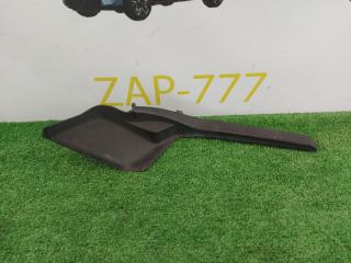 Молдинг лобового стекла передний правый TOYOTA RAV4