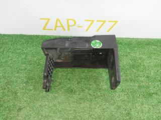 Фото запчасти кронштейн радиатора GEELY OKAVANGO контрактная запчасть Запчасть кронштейн радиатора GEELY OKAVANGO