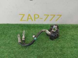 Минусовая клемма TOYOTA RAV4