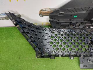 Решетка радиатора передняя C5