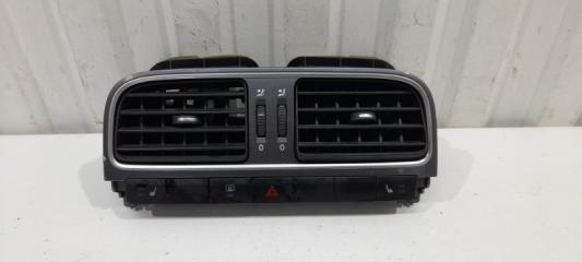 Запчасть дефлектор воздушный центральный Volkswagen Polo 2018