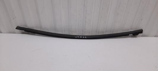 Запчасть накладка стекла переднего левого наружняя Volkswagen Polo 2018