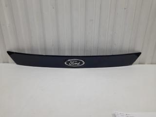 Запчасть накладка крышки багажника Ford Focus 3