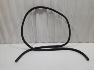 Запчасть уплотнитель проема двери передней левой KIA Rio 2015 - 2017