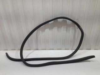 Запчасть уплотнитель проема двери передней левой KIA Rio 2015