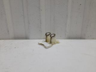 Запчасть выключатель концевой солнцезащитного козырька Mercedes E-class w213