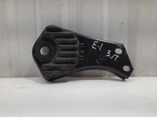 Запчасть кронштейн задней балки (правый) Mercedes E-class w213