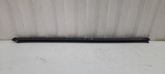 Запчасть накладка стекла задней правой двери внутренняя Hyundai IX35 2015