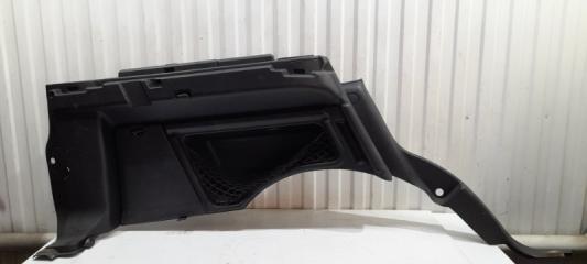 Запчасть обшивка багажника левая Land Rover Discovery 3 2009