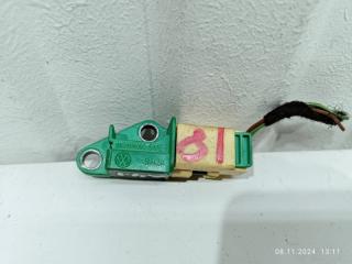 Запчасть датчик удара (air bag) Audi A4 2014
