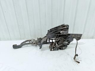 Замок двери задний левый Ford Focus 2