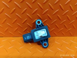 Запчасть датчик удара (air bag) Genesis G70 2017-2021