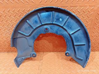 Запчасть пыльник тормозного диска передний левый Volkswagen Passat 2013