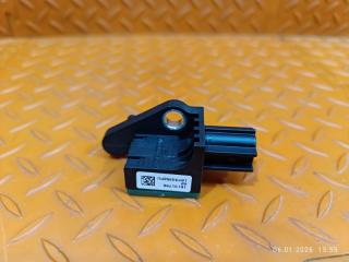 Запчасть датчик удара (air bag) Volkswagen Passat 2013