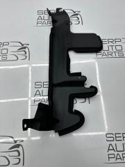 Дефлектор радиатора передний левый Nissan Juke 2011