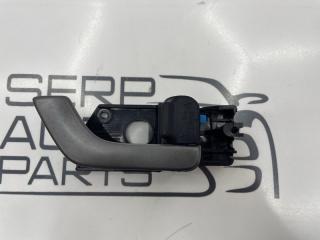 Фото запчасти ручка двери внутренняя передняя правая Hyundai Coupe/tiburon 2007-2009 2009 контрактная запчасть Запчасть ручка двери внутренняя передняя правая Hyundai Coupe/tiburon 2007-2009 2009