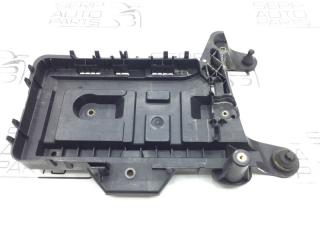 Запчасть площадка аккумулятора Skoda Octavia A5 2010