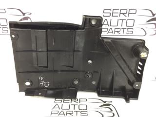 Пыльник двигателя правый Suzuki SX 4 2011 Б/У Пыльник двигателя правый Suzuki SX 4 2011