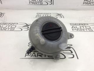 Фото запчасти бачок расширительный Skoda Octavia 2014 Б/У запчасть Запчасть бачок расширительный Skoda Octavia 2014