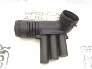 Фото запчасти воздушный патрубок Skoda Octavia 2014 Б/У запчасть Запчасть воздушный патрубок Skoda Octavia 2014