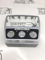 Запчасть накладка центральной консоли Skoda Octavia 2011