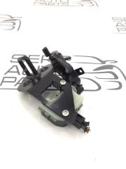 Запчасть ответная часть замка багажника Skoda Octavia 2011