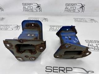 Кронштейн усилителя бампера передний Nissan Note 2011