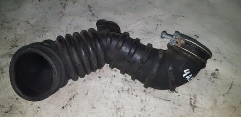 Запчасть патрубок воздушного фильтра Mitsubishi Colt