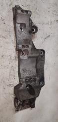 Запчасть кронштейн генератора Audi A3 1996-2003