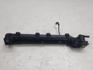 Запчасть топливная рампа Skoda Octavia