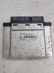 Блок управления двигателем Volkswagen Golf 2013