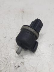 Запчасть клапан вакуумный Volkswagen Passat