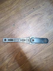 Опора двигателя задняя Volkswagen Passat