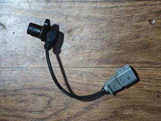 Запчасть датчик коленвала Volkswagen Passat