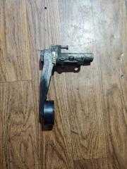 Запчасть натяжитель ремня Citroen C4