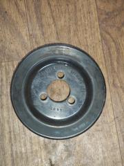 Фото запчасти шкив помпы Skoda Yeti контрактная запчасть Запчасть шкив помпы Skoda Yeti