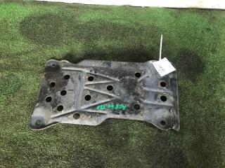 Запчасть защита Toyota Estima 2003
