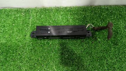 Запчасть часы NISSAN Cefiro 2000