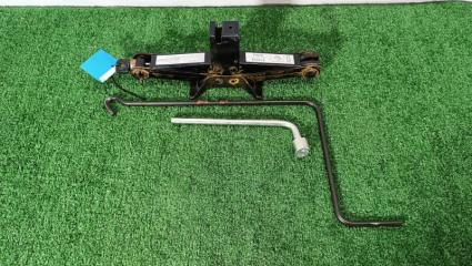 Домкрат Subaru Outback 2004