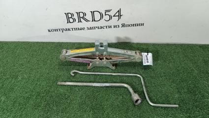 Запчасть домкрат Toyota Carina 1999