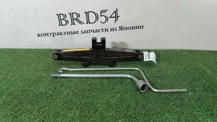 Запчасть домкрат Toyota OPA 2000