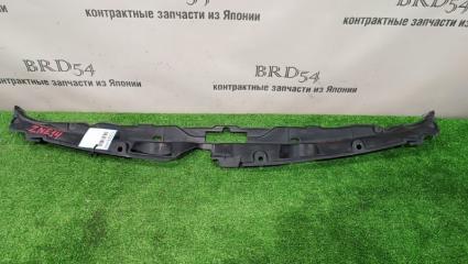 Запчасть накладка замка капота передняя Toyota Wish 2006