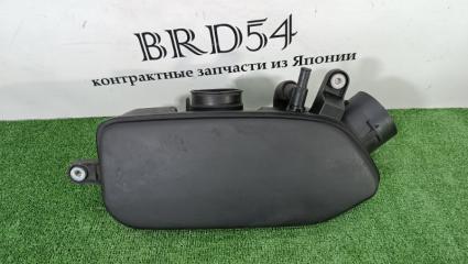 Запчасть резонатор воздушного фильтра Subaru Forester 2007 SG5 EJ203 14435-AA240 контрактная Резонатор воздушного фильтра Subaru Forester 2007 SG5 EJ203 14435-AA240 контрактная