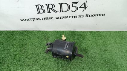 Фото запчасти фильтр паров топлива Toyota Corona Premio 2001 контрактная запчасть Запчасть фильтр паров топлива Toyota Corona Premio 2001