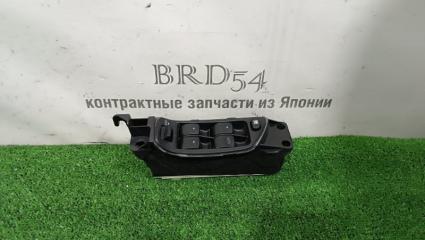 Блок управления стеклоподъемниками передний правый Subaru Outback 2005 контрактная Блок управления стеклоподъемниками передний правый Subaru Outback 2005