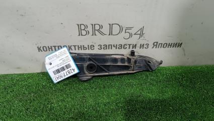 Клипса бампера задняя левая Toyota Corolla Spacio 2001