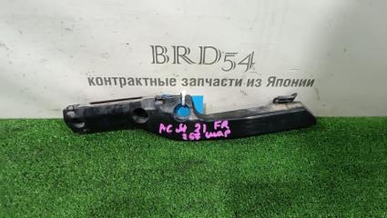 Клипса бампера передняя правая Toyota IPSUM 2006